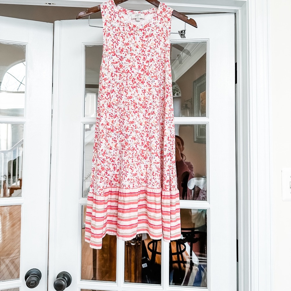 💕Loft Outlet Fun Flirty Dress💕